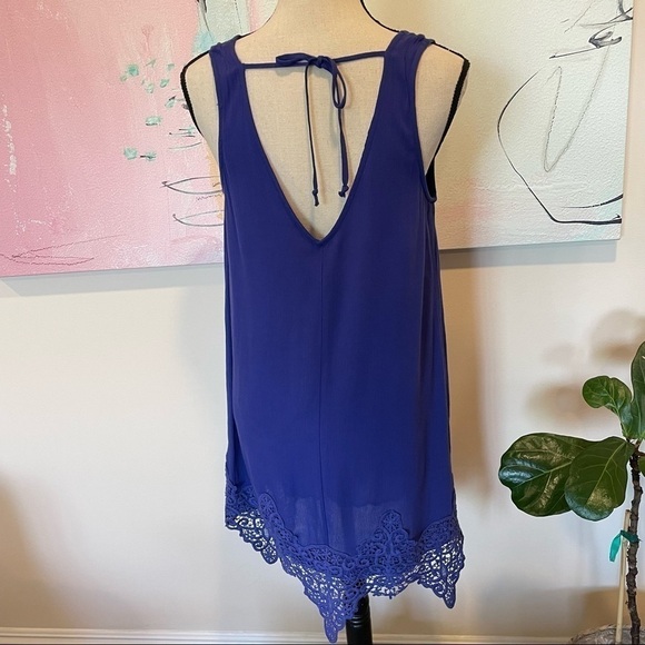 ASTR The Label Blue Crochet Hem Shift Dress Size Small. - Picture 3 of 8